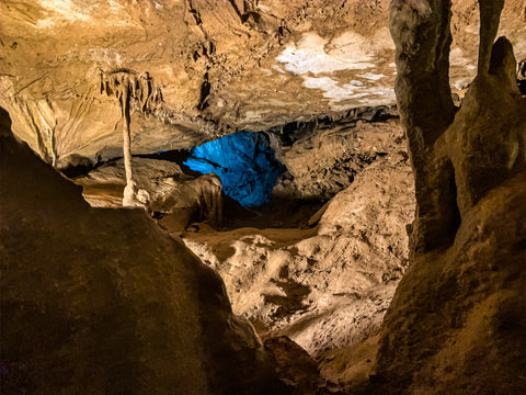 blowing bat crawl along crystal palace tour in marengo cave