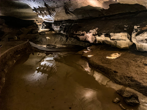 underground river along crystal palace tour in marengo cave