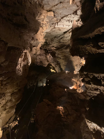 natural entrance to binkley cave system inside indiana caverns