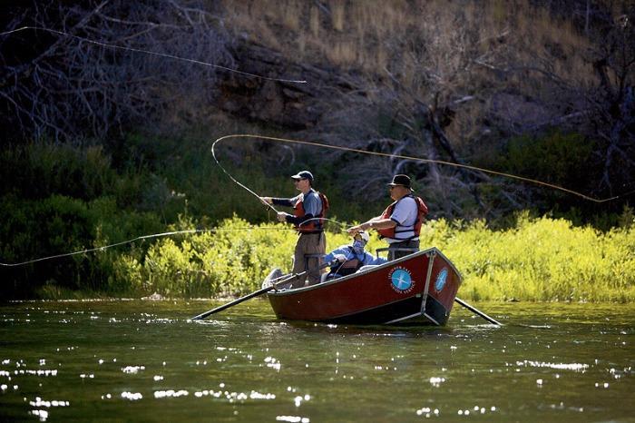 Red Canyon Lodge from a boat on the green river