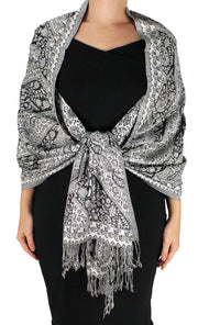 A6117-Diagonal-Pashmina-BlaWhi-KL