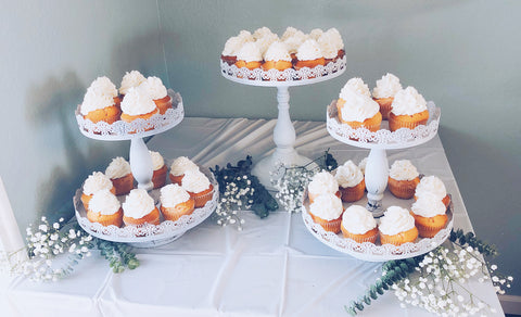 white lace cupcakes