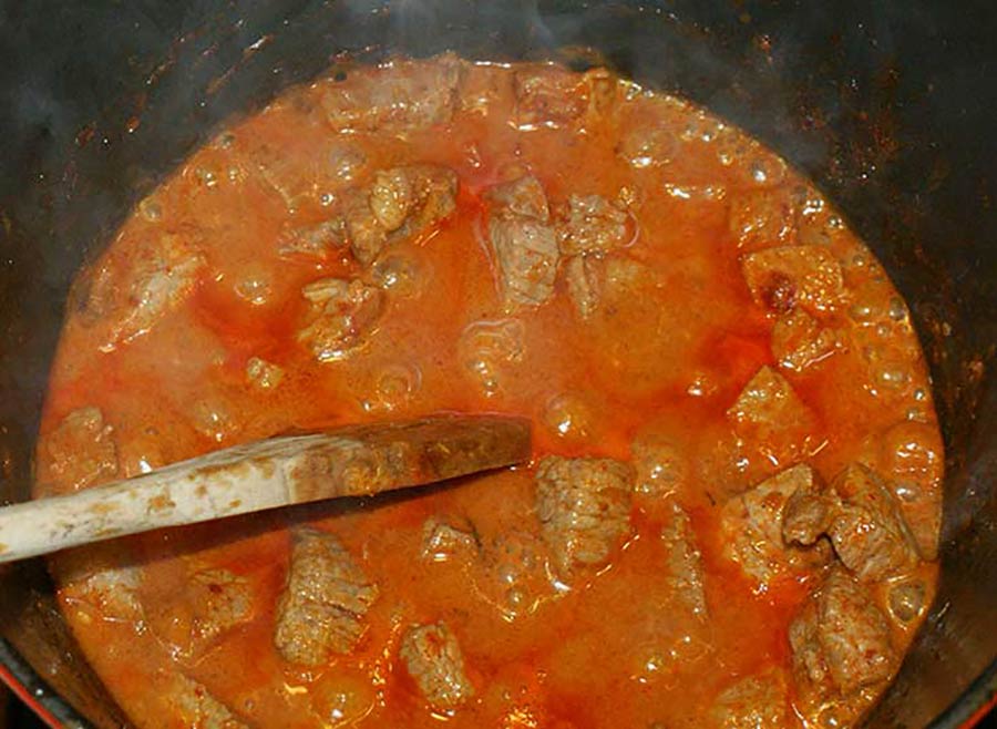 Add-meat-to-pan-and-cook-in-the-sauce