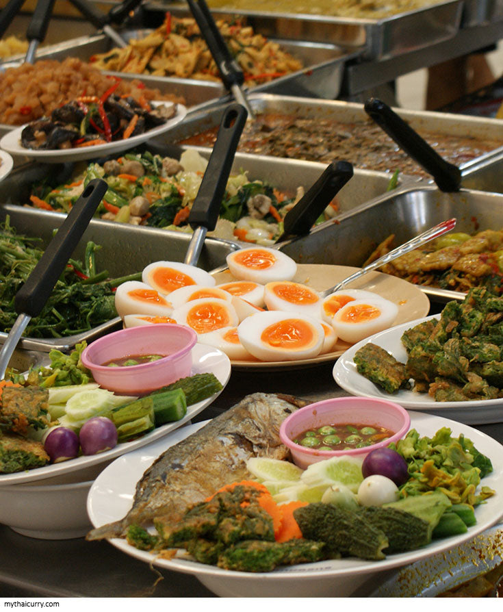 Food stalls at Or Tor Kor Market