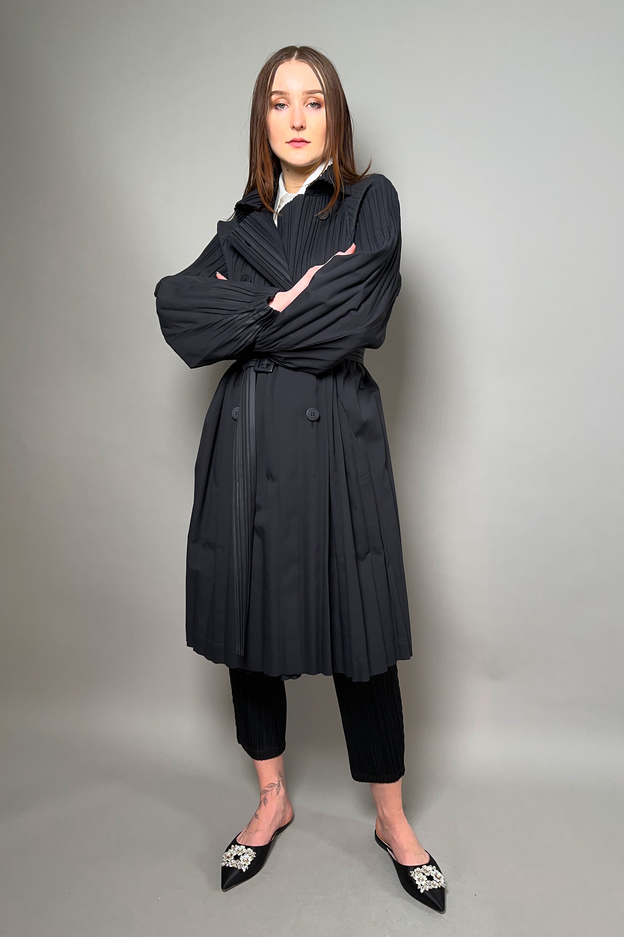 Pleats Please Issey Miyake Smooth Trench Coat in Black – Ashia