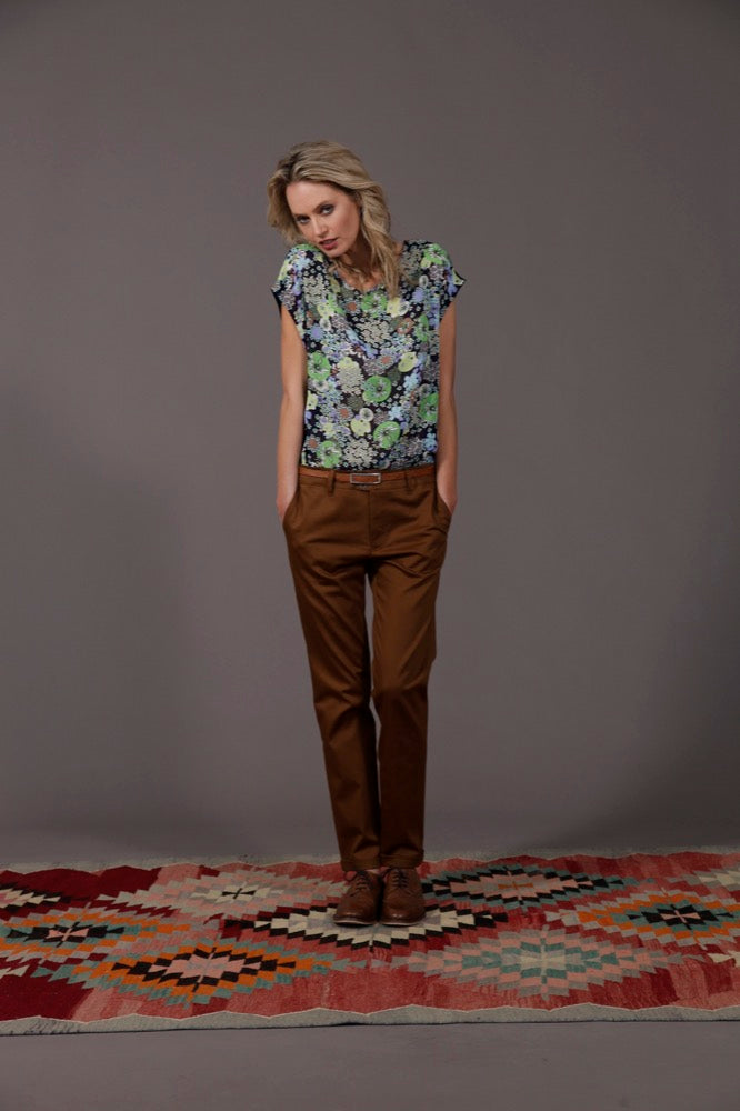 Nadine top lime / Naomi pant brass