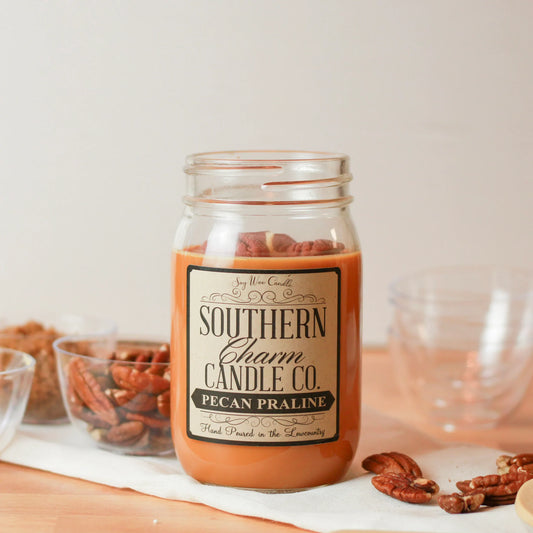 PECAN PRALINE CANDLE 16 oz