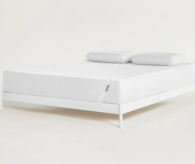 matelas avec oreillers