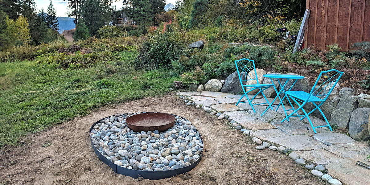 Fire pit made with edge right