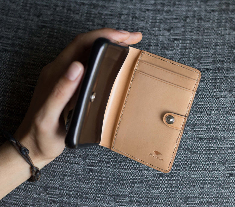 NoLo Wallet in natural leather