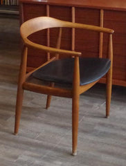 Wegner Round Chair at Vintage Home Boutique, Side View