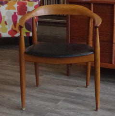 Wegner Round Chair at Vintage Home Boutique, Front View
