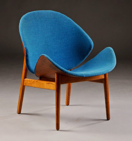 Hans Olsen Model 134 Orange Chair. 