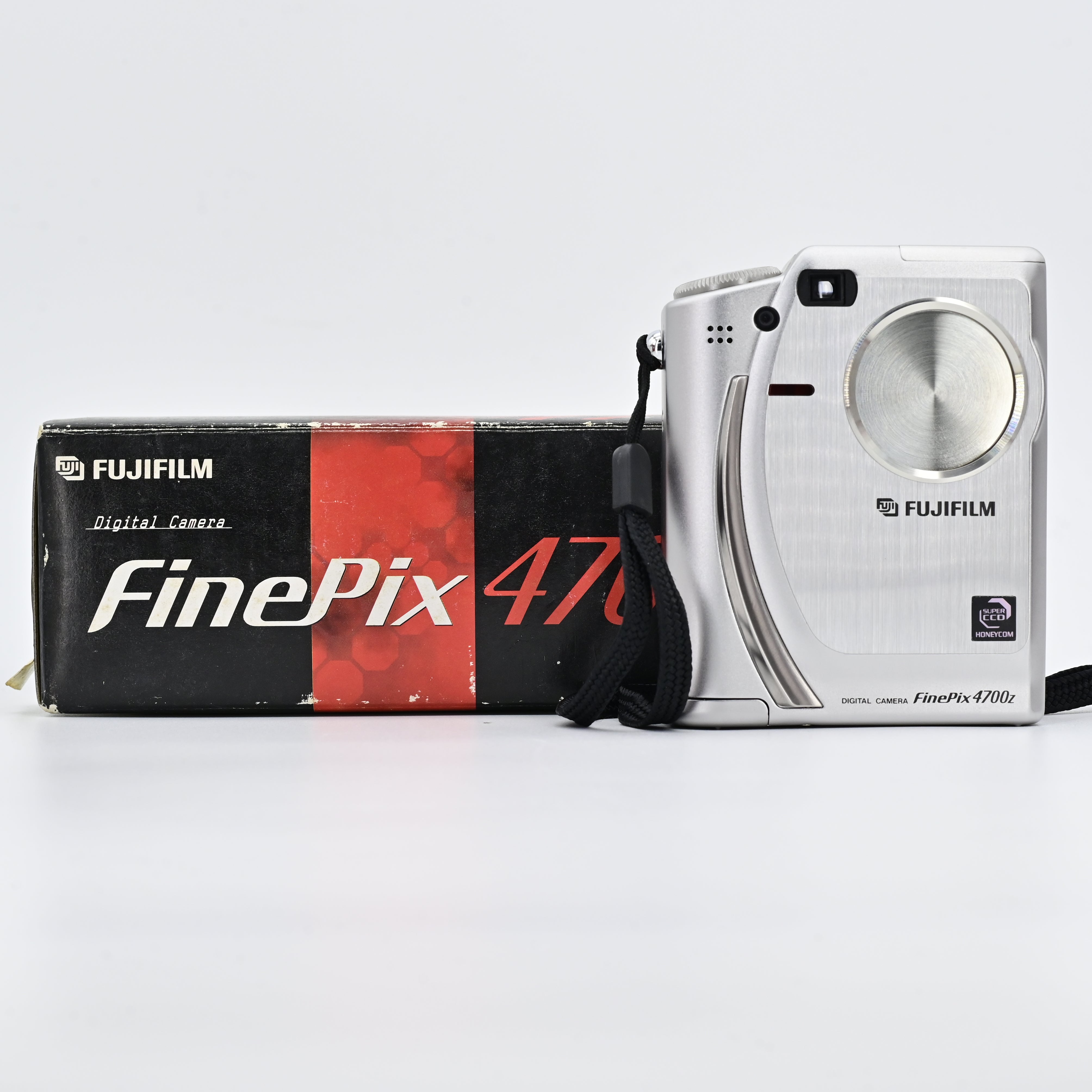 FinePix 4700Z 美品 | sweatreno.com