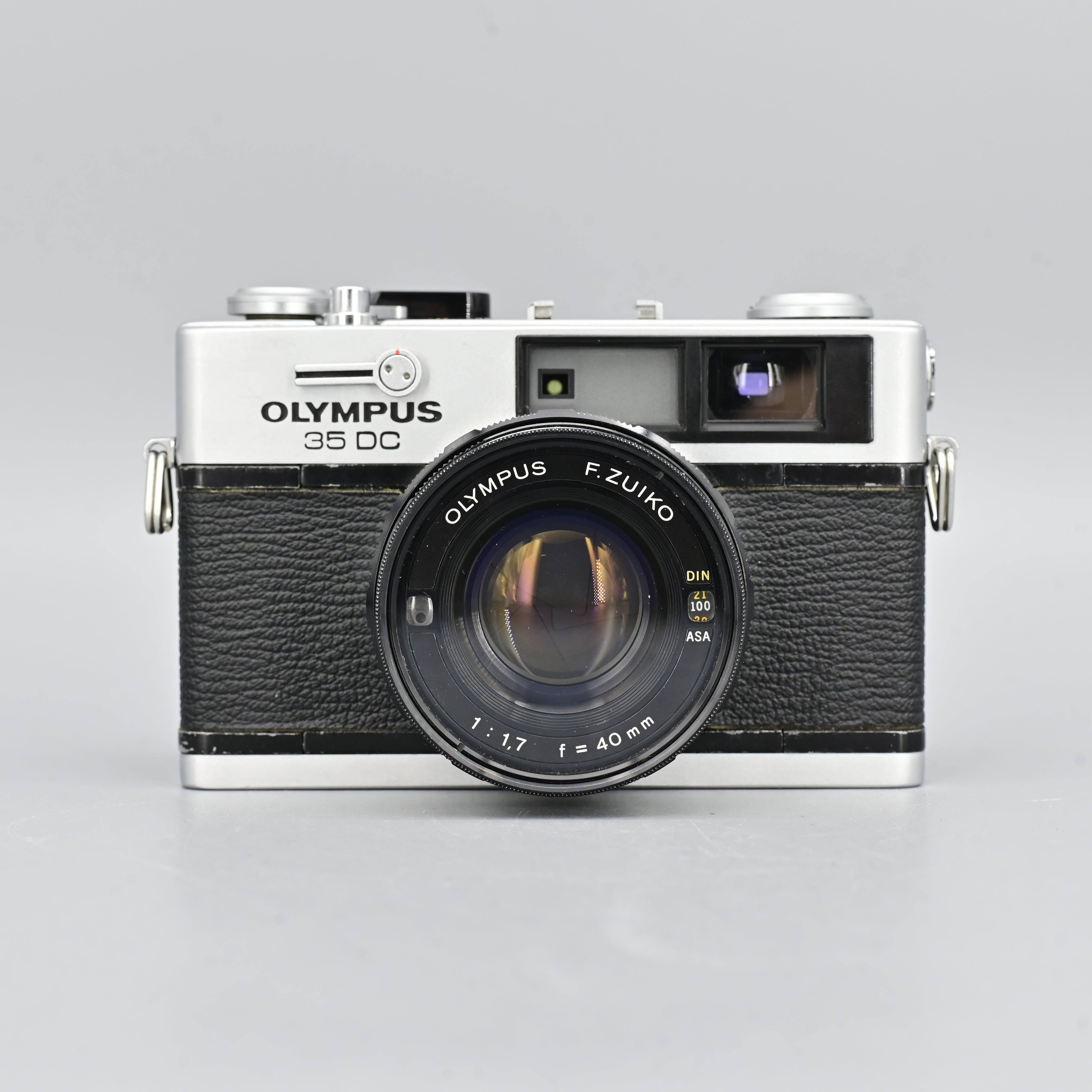 ☆超美品＊完動品☆OLYMPUS 35DC／zuiko f1.7☆本革外装☆-