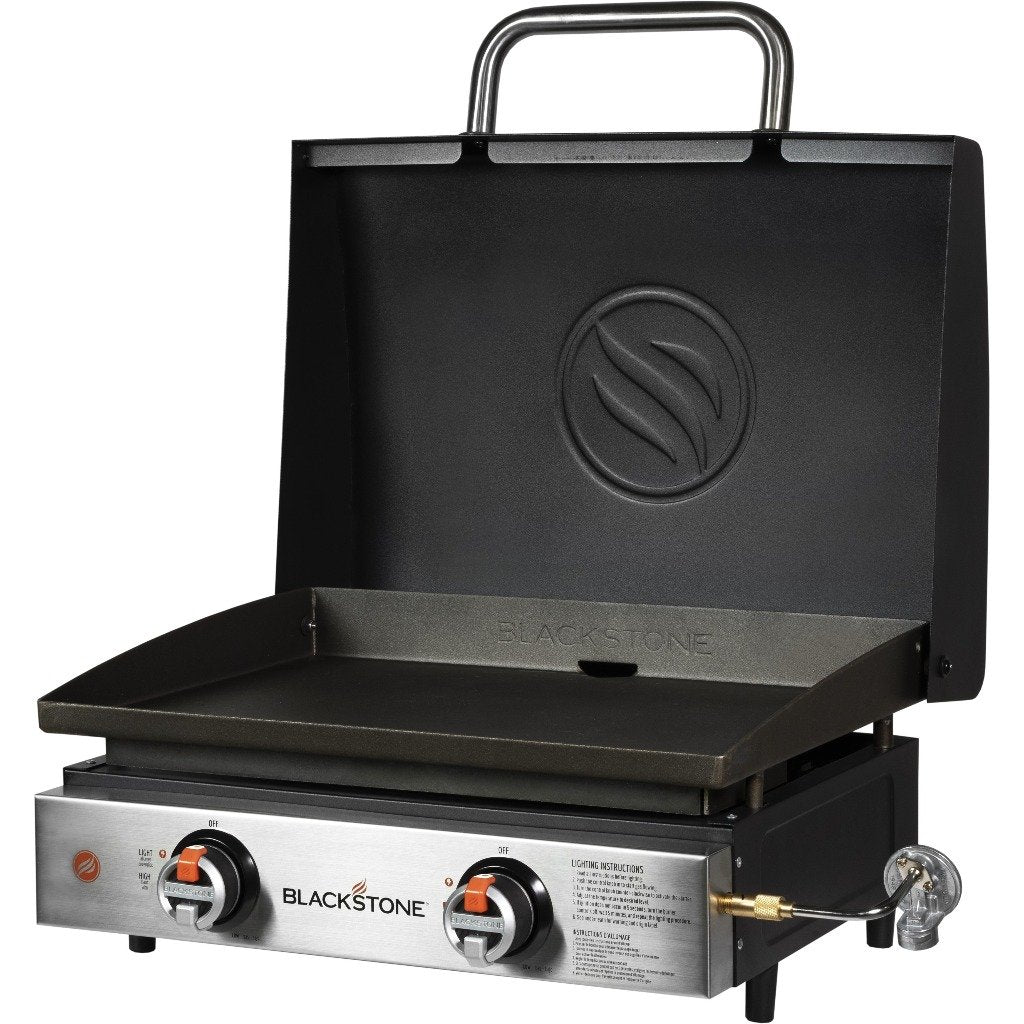 omdømme Tredive Uegnet 22” Blackstone Stainless Steel Tabletop Griddle with Hood - Keystone BBQ  Supply