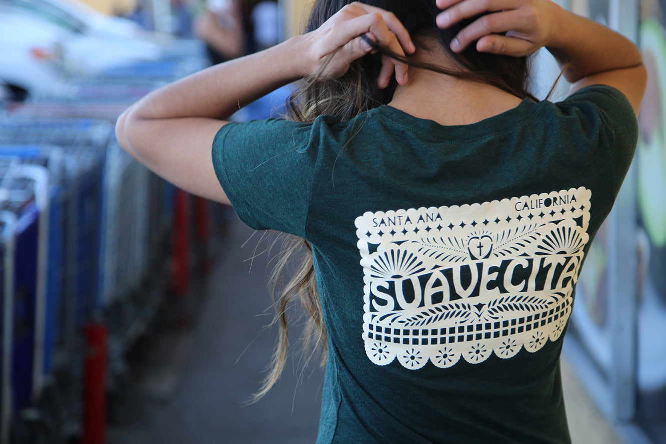 Suavecita Papel Picado Emerald Tee