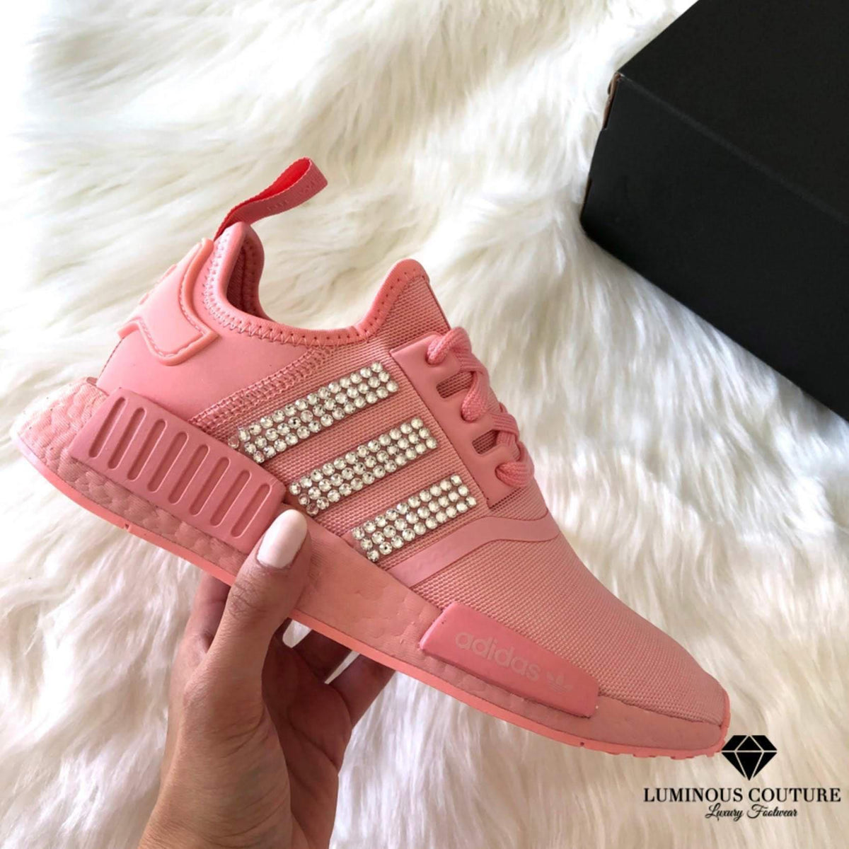 adidas nmd rose all day