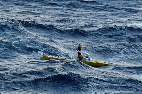 Kayak auf dem Ozean