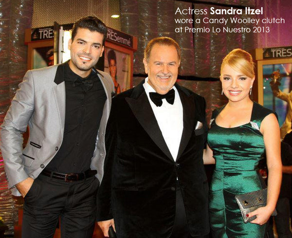 Sandra Itzel con El Gordo de Molina Premio lo Nuestro