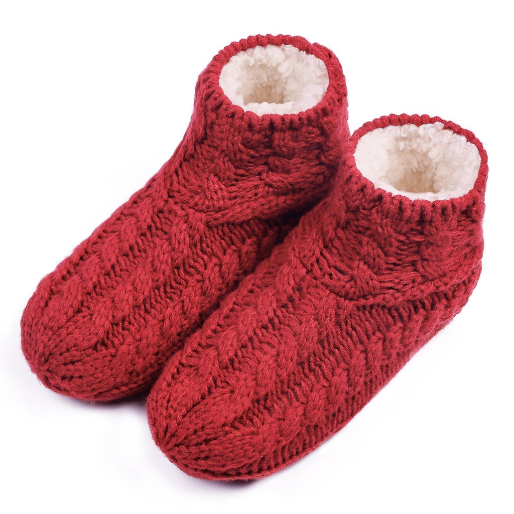 EverFoams Women's Yarn Cable Knit Fuzzy Slipper Socks with Grippers 