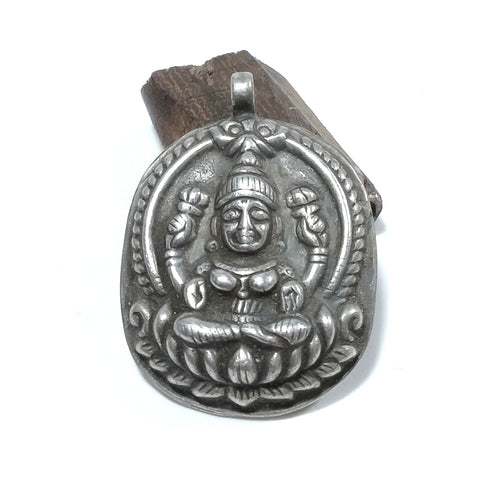 Lakshmi in argento