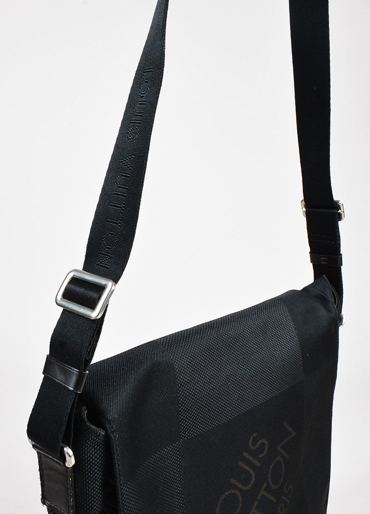 Louis Vuitton Black Canvas &#39;Damier&#39; Checkered &quot;Geant&quot; Messenger Bag – Luxury Garage Sale