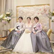 Korean wedding hanbok traditional clothing fashion style women's bridal