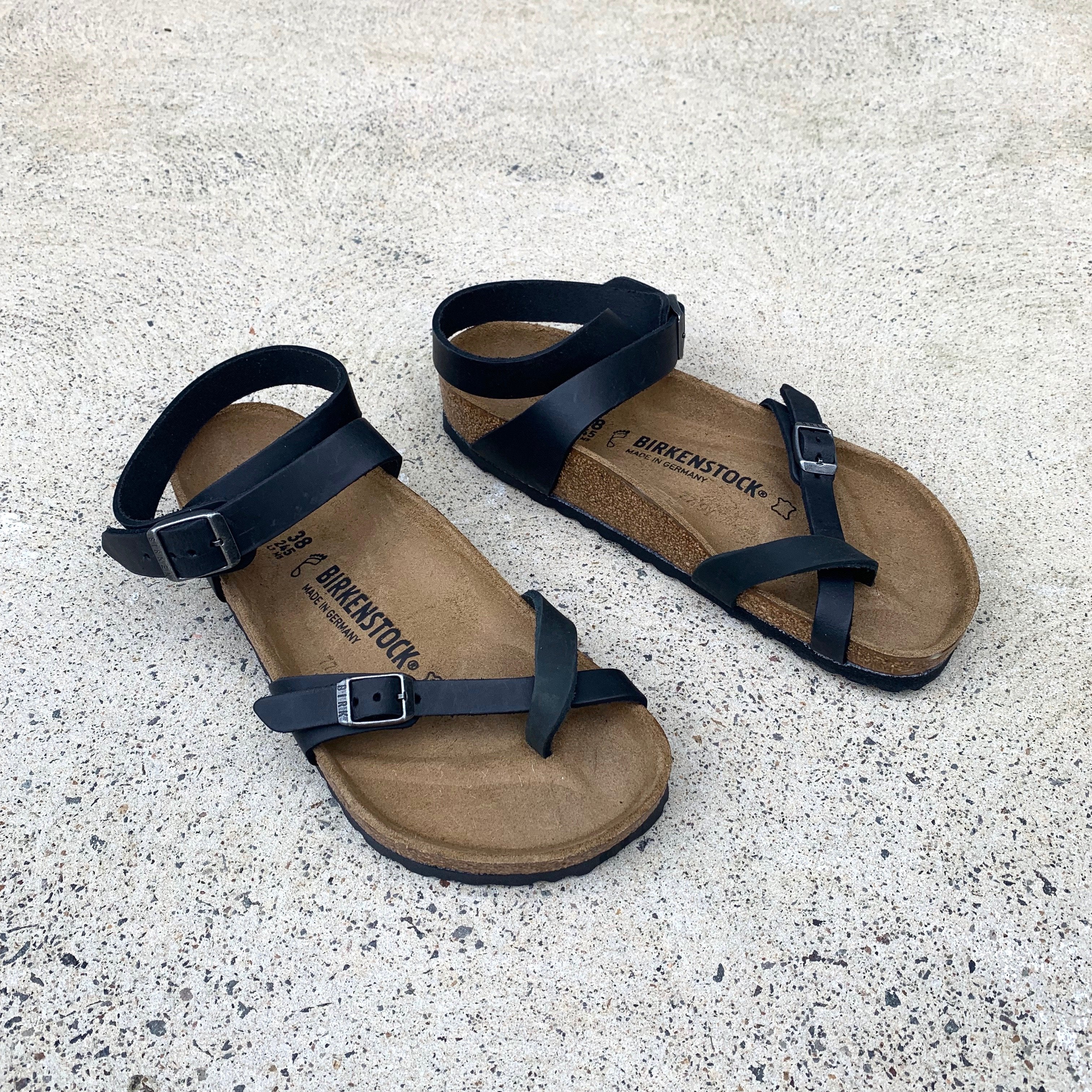 black strappy birkenstocks