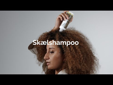 hale Måne bold Shampoo mod Skæl & Tør Hovedbund - Med Tea Tree Oil