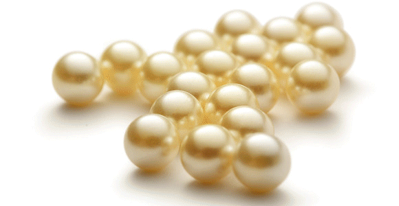 South Sea Golden Pearls. Mesmerizing beauty. Jewelry Trends and Rumors.