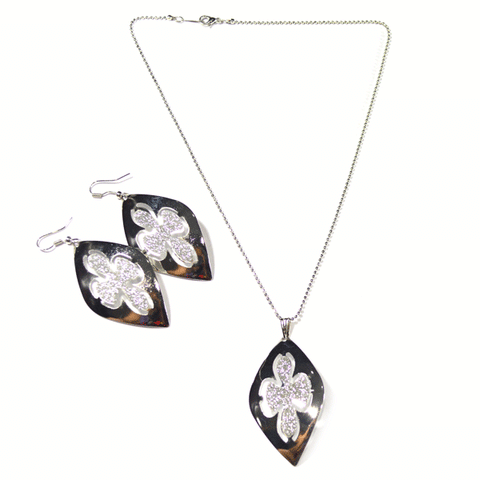 ... Charm Designer Pendant and Earring Jewellery Sets in Silver Tone