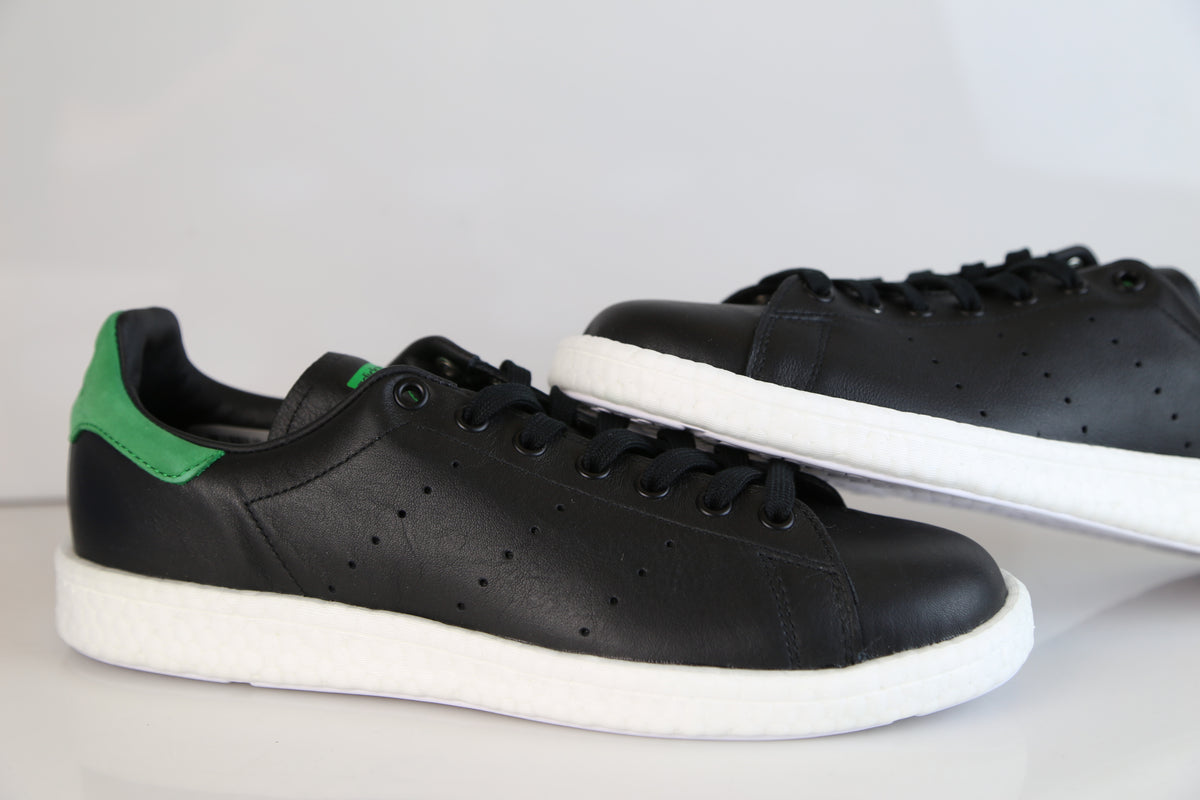 stan smith black green