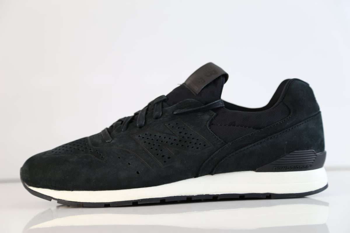 new balance 696 black