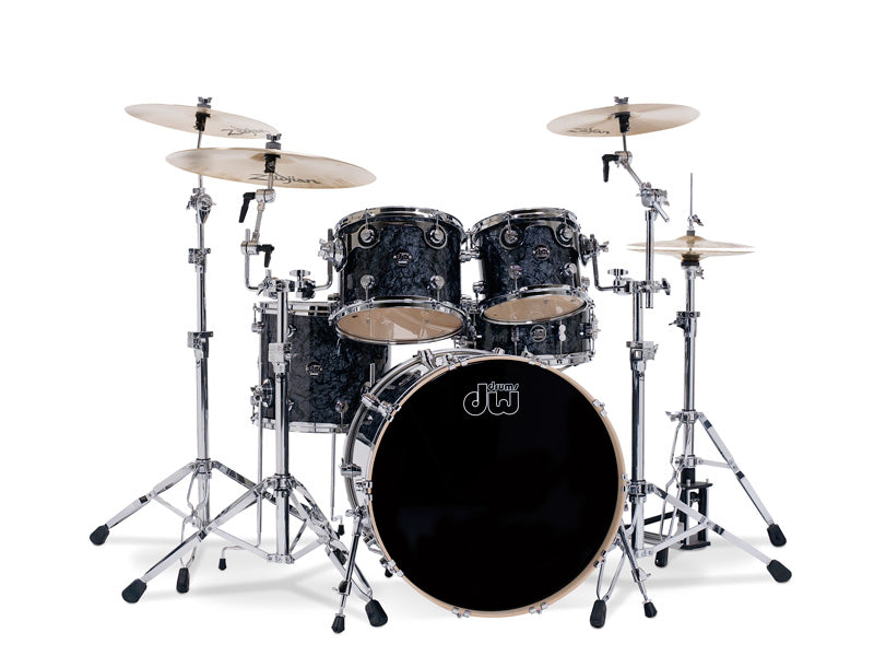 DW Finish Ply in Black Diamond Drum Kit