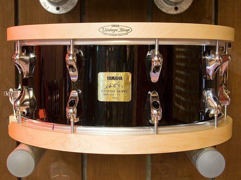 Yamaha snare drum with Vintage Hoop