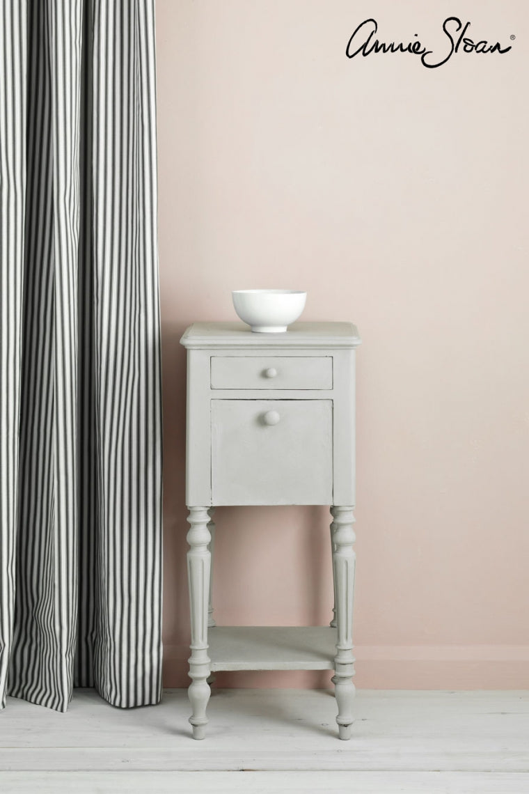 how to paint with annie sloan chalk paint