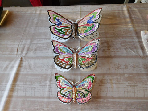 use leftover diamond beads to make 5D butterfly