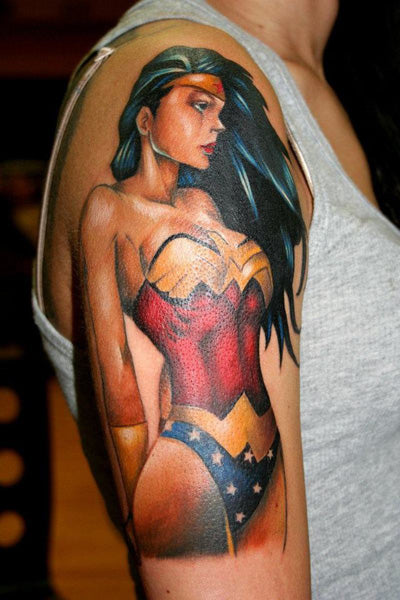 Tatouage wonder woman