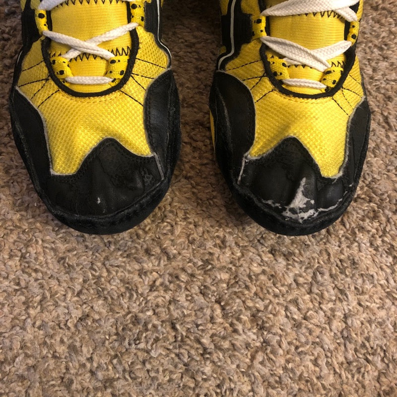 asics intensity wrestling shoes