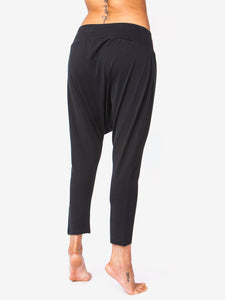 Urban Goddess Dharma Yoga Capri