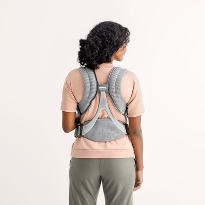 image of back straps on mom in BABYBJÖRN Baby Carrier Free in -- Color_Gray 3D Mesh