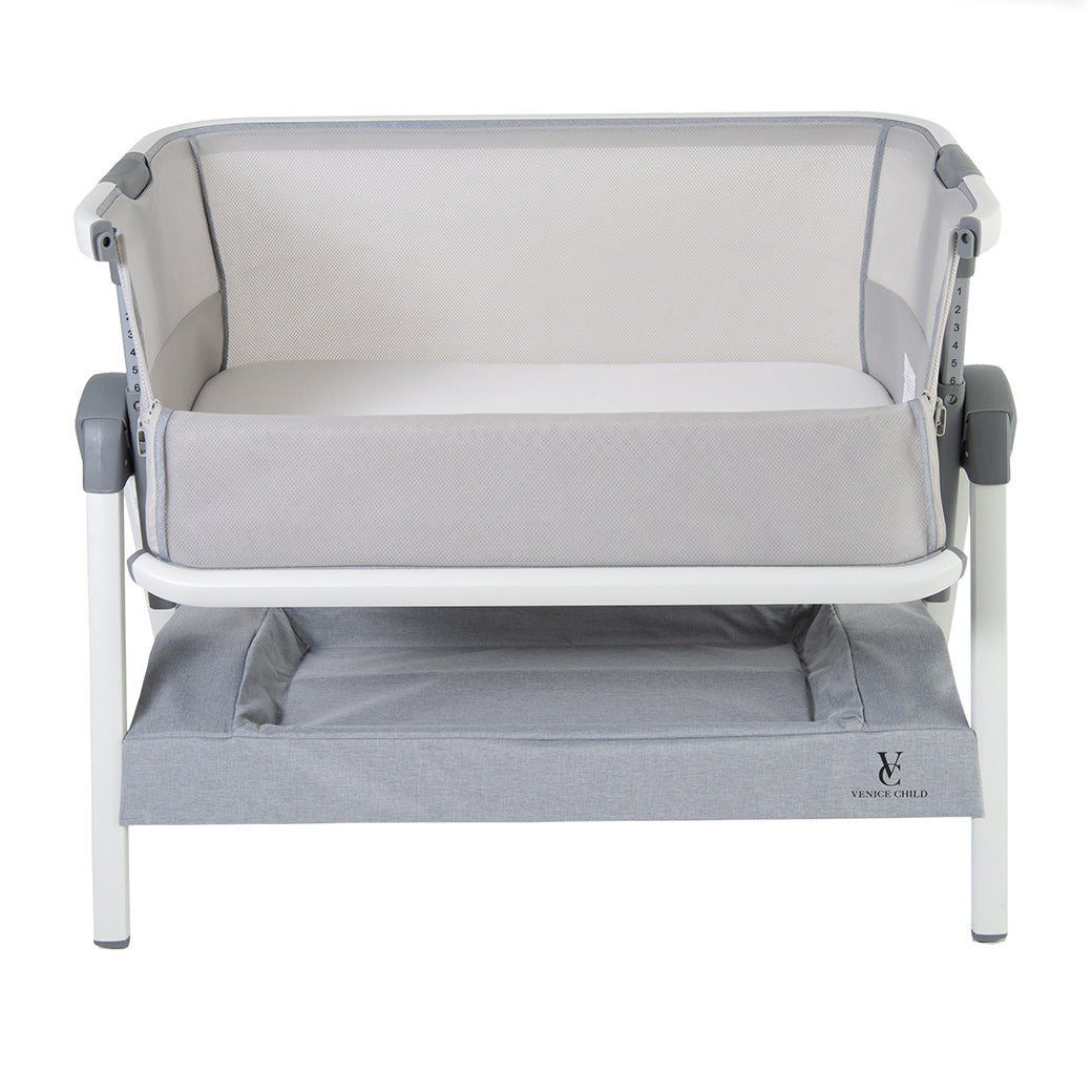 California Dreaming Bedside Bassinet