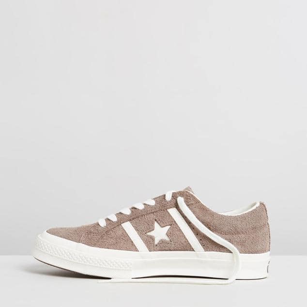 converse one star tan