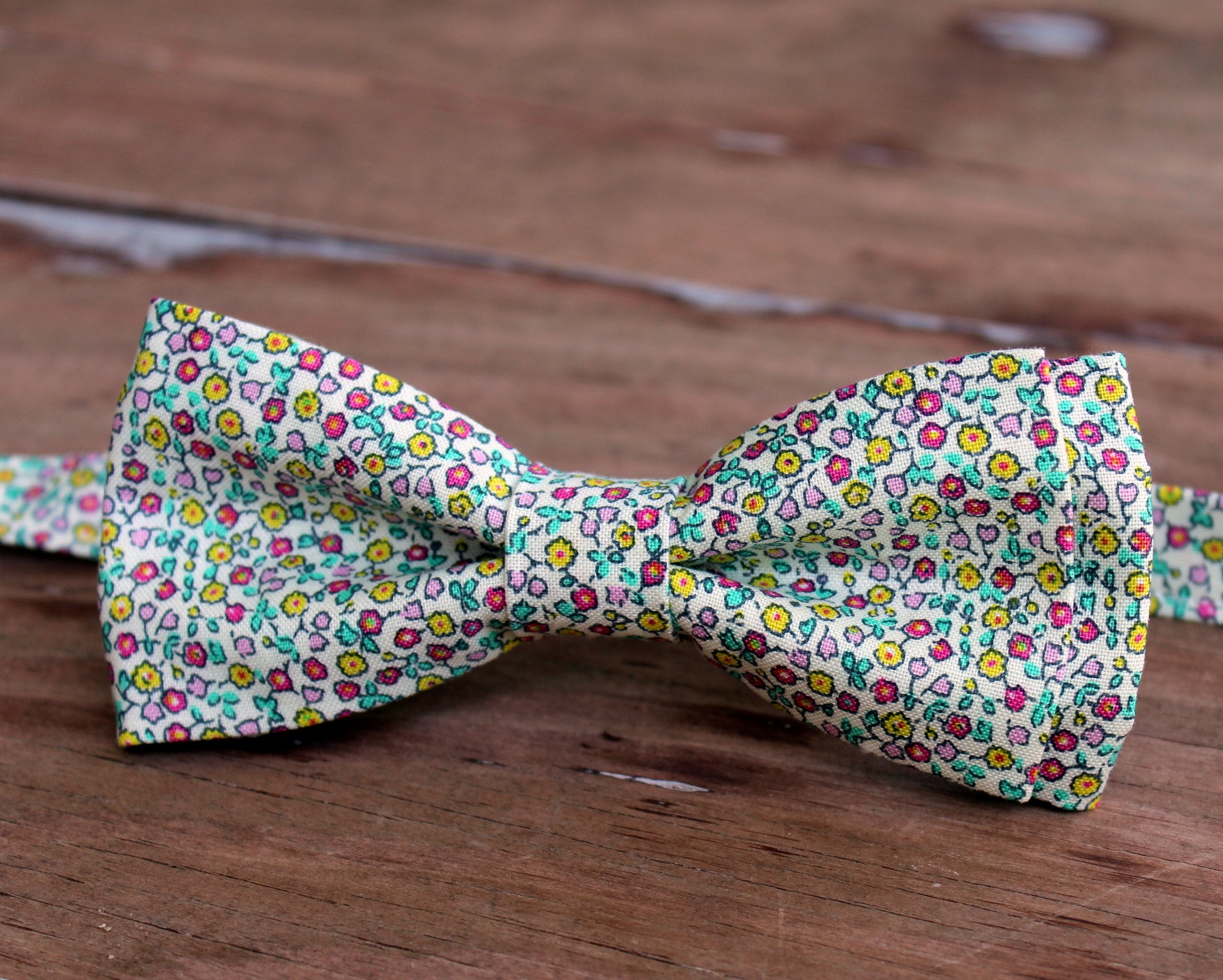 Details about   New Liberty of London Pastel Pink Blue Yellow Bow Tie.