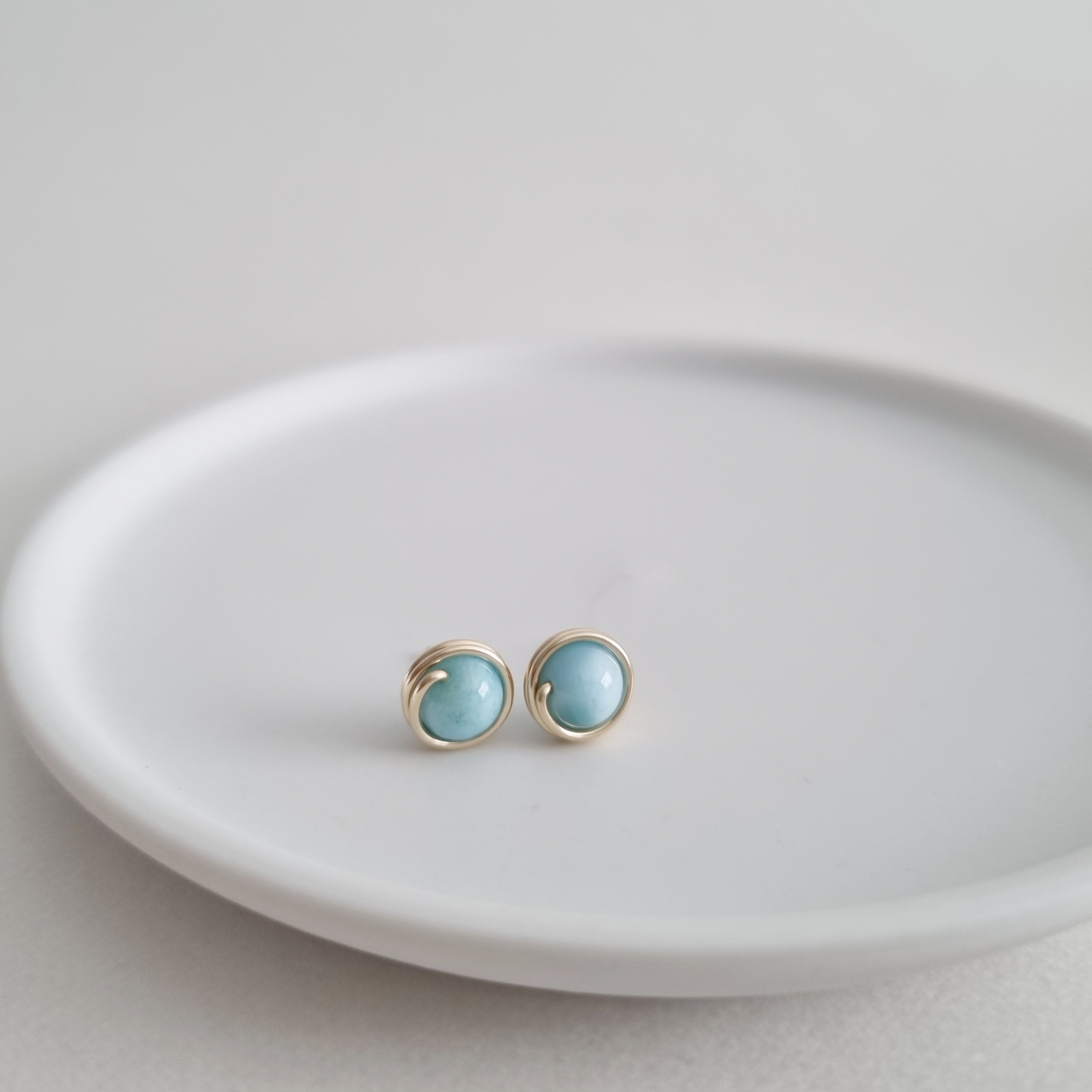 Larimar Earstuds Medium 14k Gold Filled White Feather