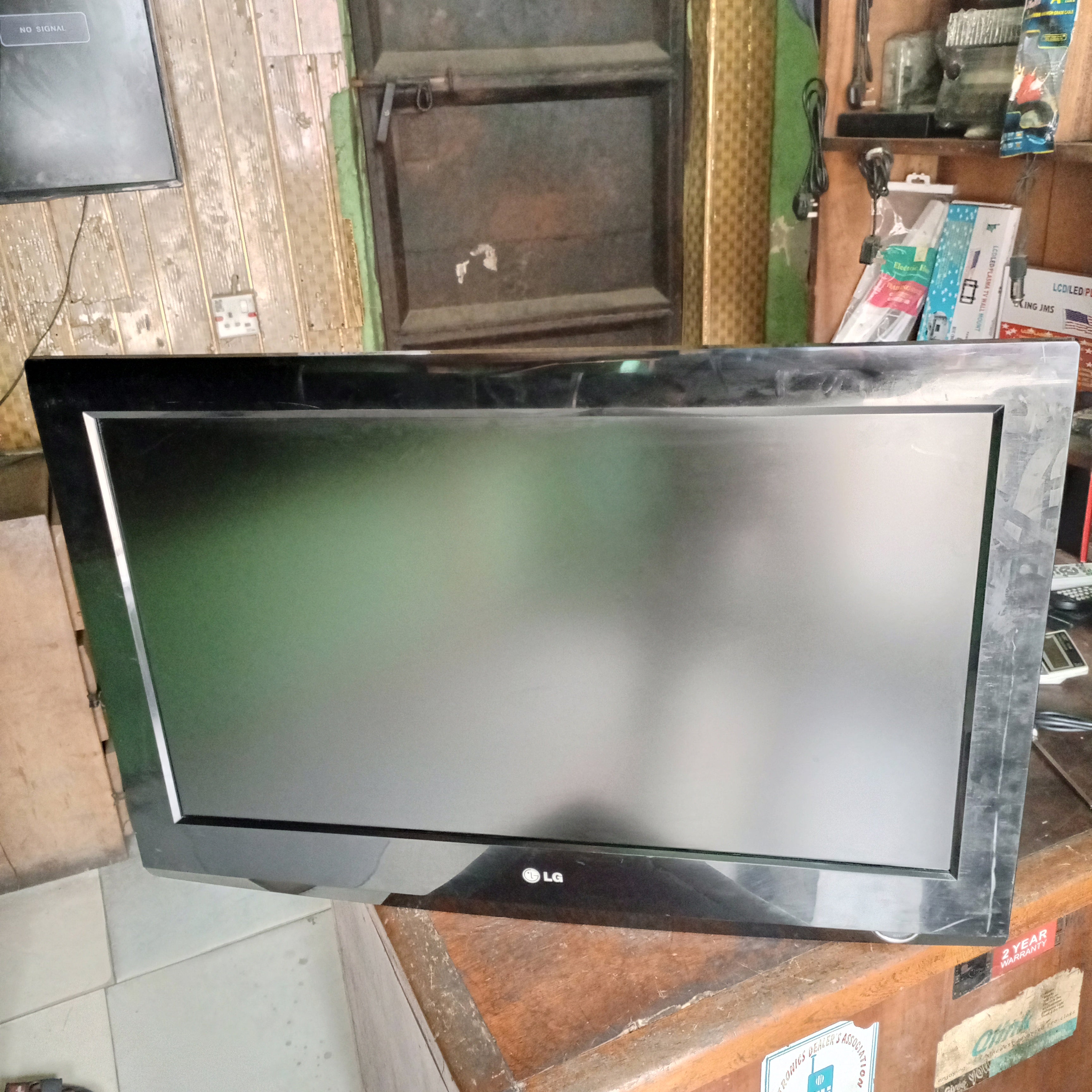 habla milagro Arrugas LG 32 Inch 32LH3000 Full HD LCD TV - London Used – IFESOLOX