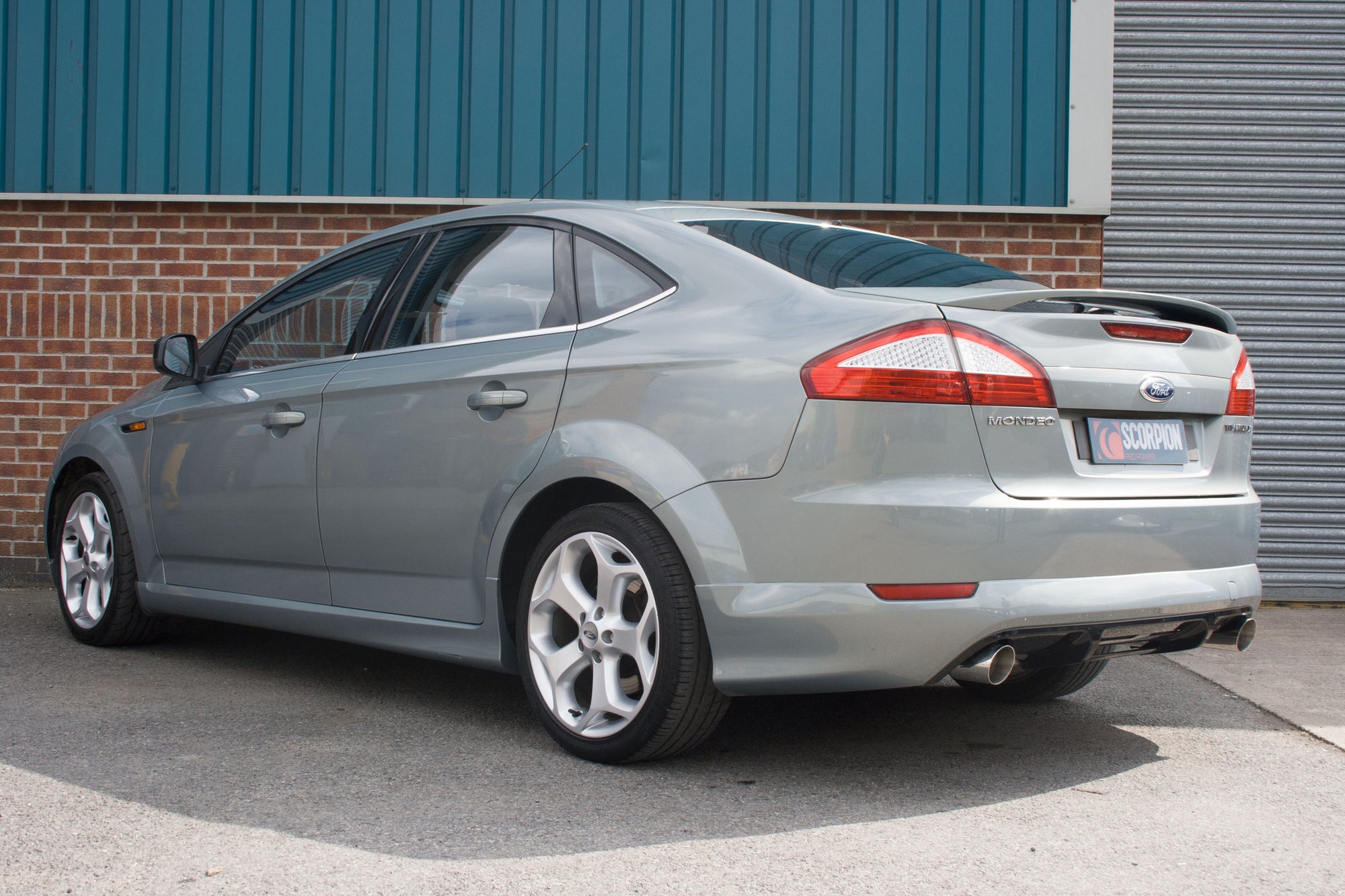 Ford Mondeo 2.5 Turbo Hatchback Catback system (resonated