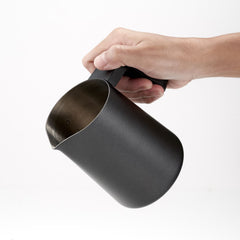 Subminimal Flowtip Jug