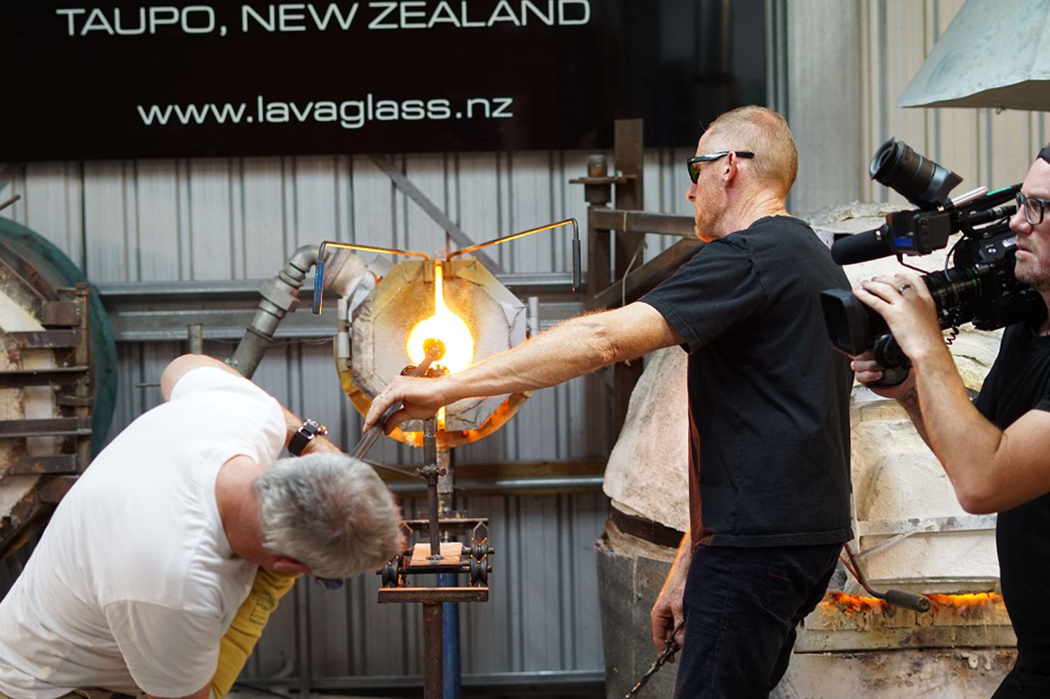 Griff Rhys Jones at Lava Glass_11